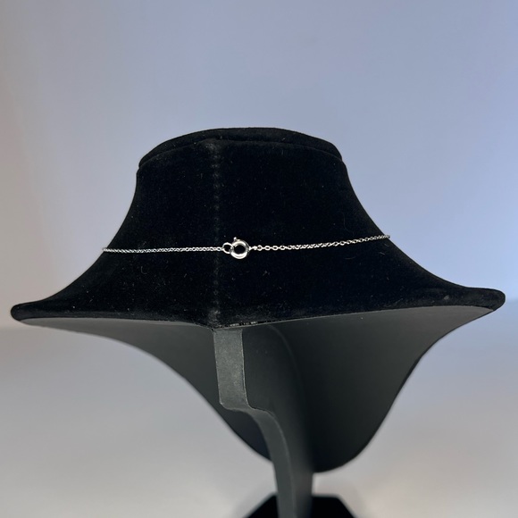 NWT Silver Plated Diamond Accent Snowflake Pendant Necklace 17” Chain - Picture 5 of 8